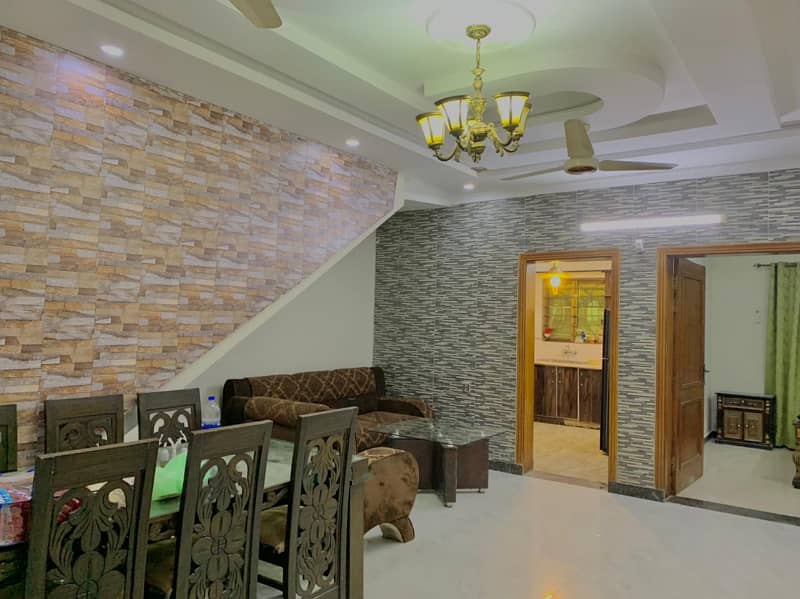 Stunning And Affordable Upper Portion Available For Rent In Bahria Town Phase 8 5