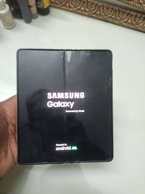 Samsung Galaxy fold 4 non PTA 3