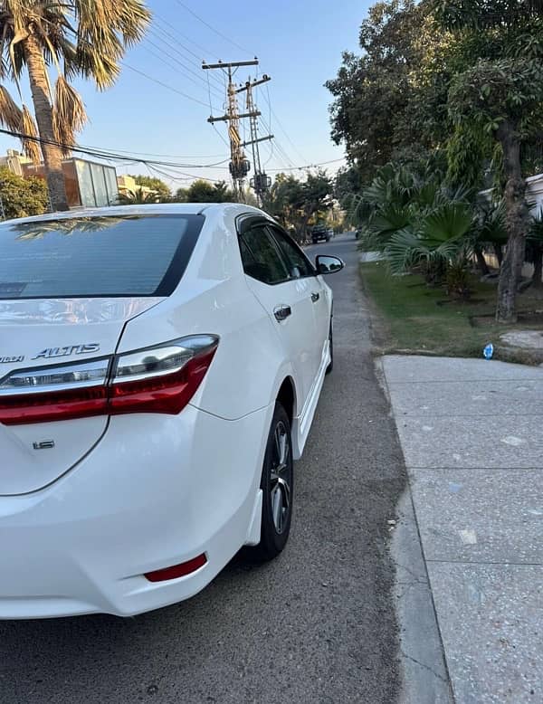 Toyota Corolla Altis 2019 3