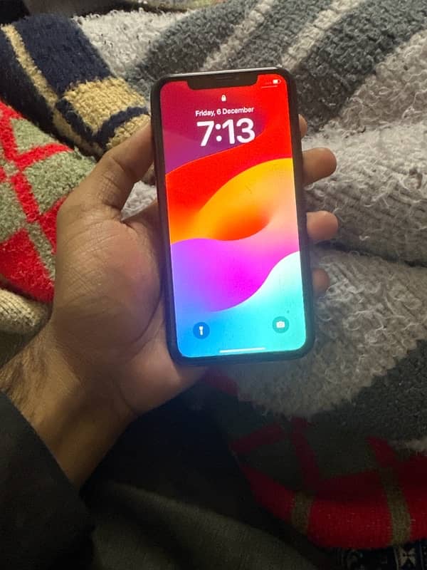 iphone xr factoy unlock 64gb 0