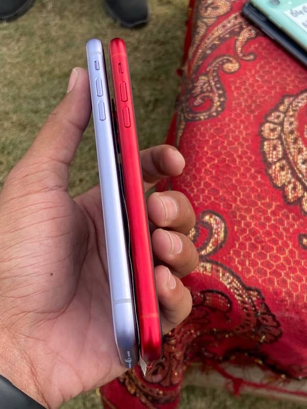 iphone 11 64GB sim working 4 months 1