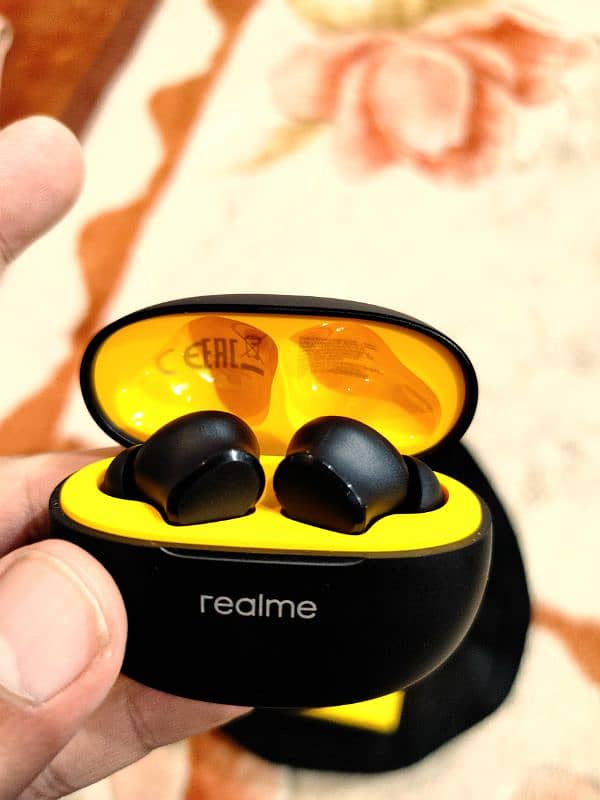 realme Buds T110 0