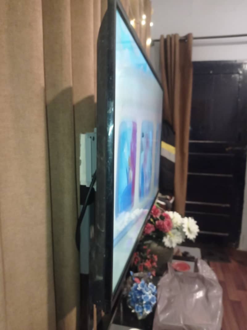 Samsung LED TV 40 inch with Android box (Malaysian) 5