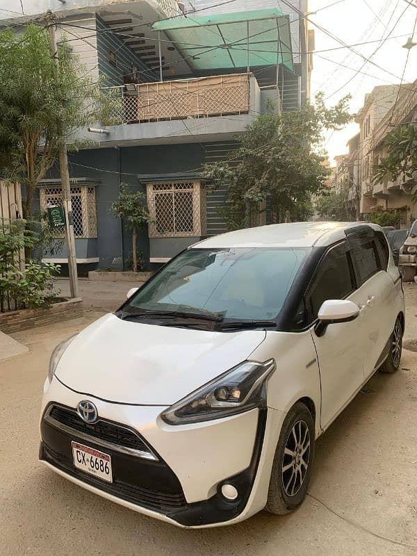 Toyota Sienta 2015 registered 2018 full option 0