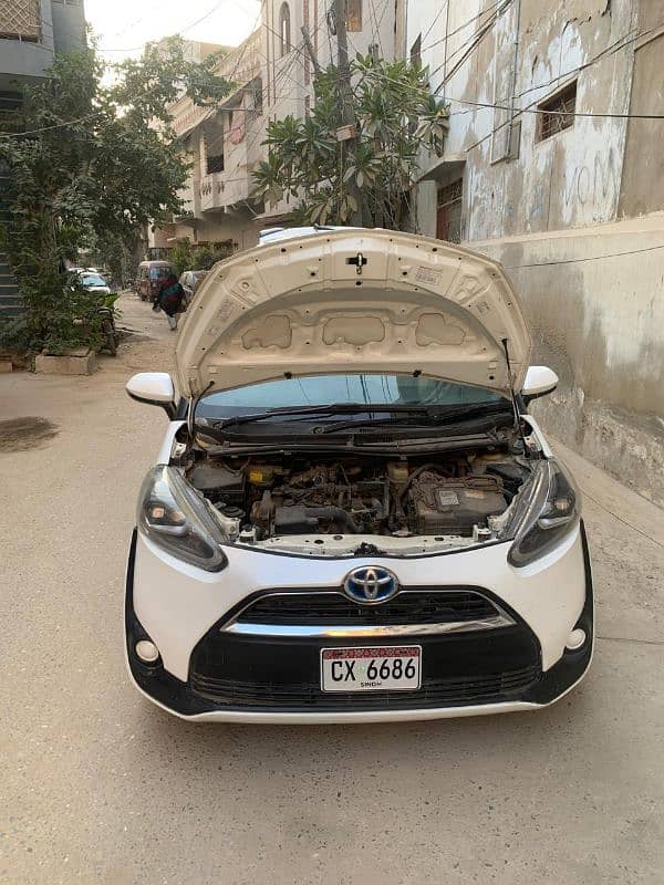 Toyota Sienta 2015 registered 2018 full option 11