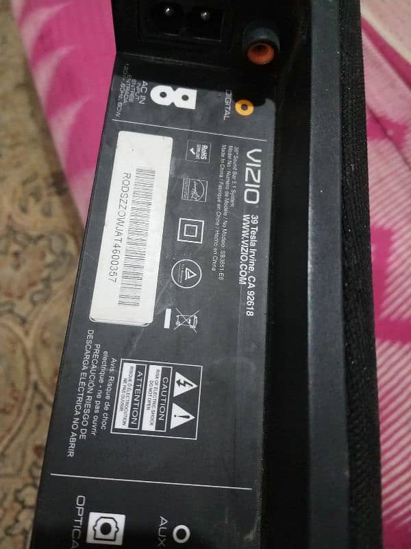 Vizio sound bar big size 4