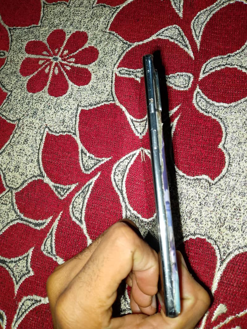 One Plus 8T 4