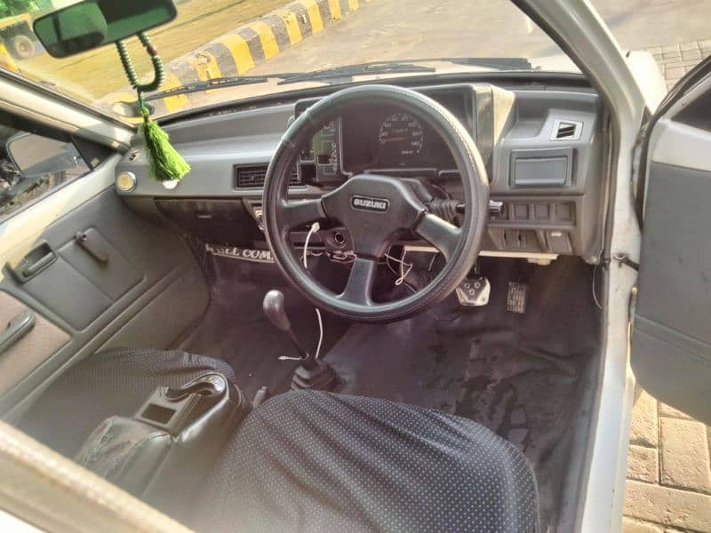 Suzuki Mehran VXR 2012 3