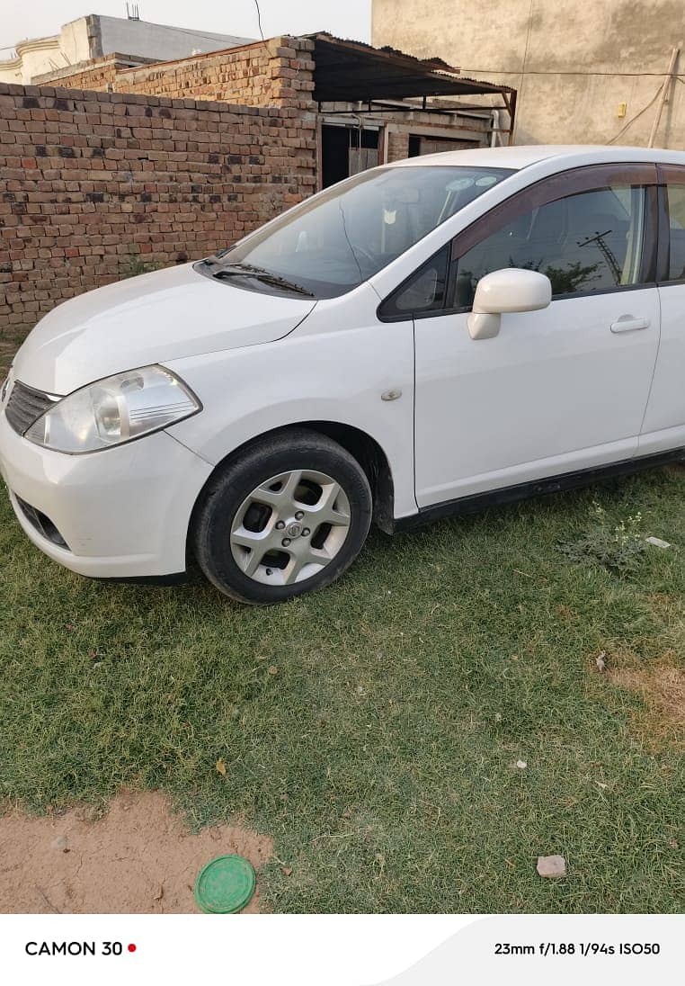 Nissan Tiida 2007 1.5s 10