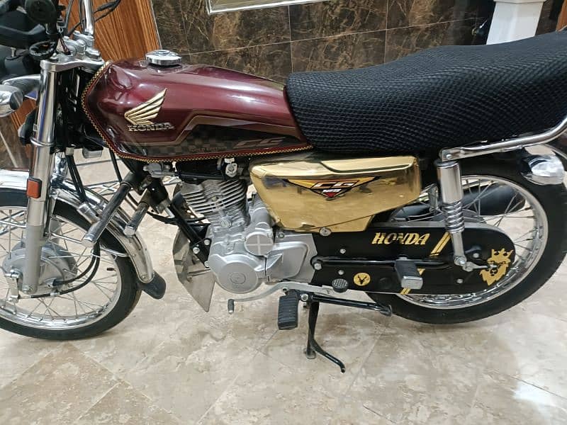 Honda 125 golden edition 1