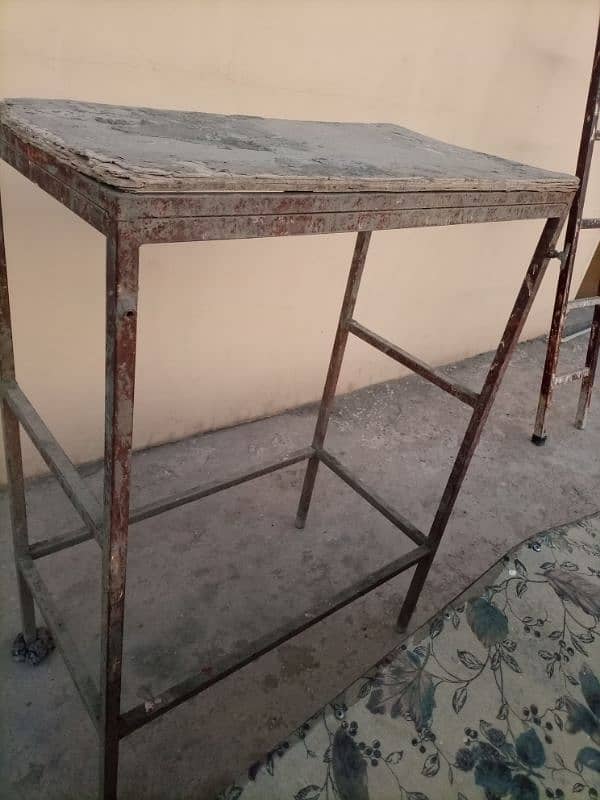 Iron table with 4 - 5 meter height 1