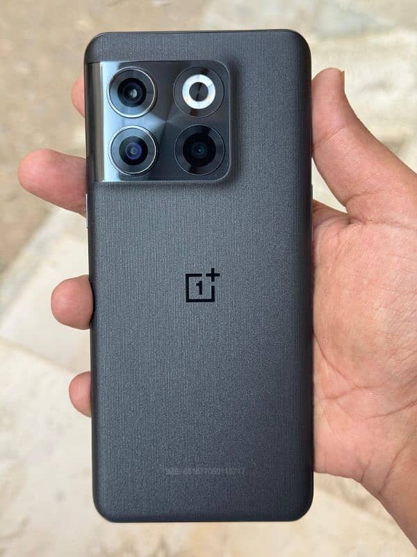 OnePlus 10T 8/128 Factory unlocked PUBG 90FPS 1