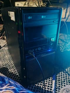 Pc for sale with 2gb graphic card and machanical keyboard