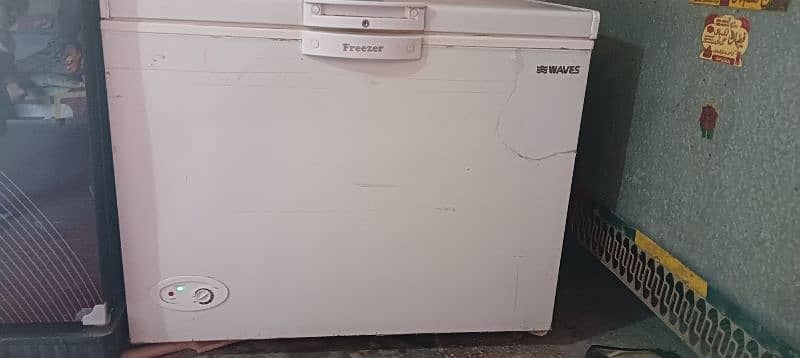 waves deep freezer 2years used only in good condition 0