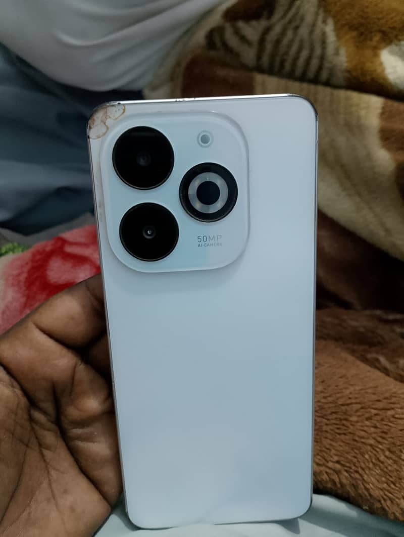 infinix smart 8 pro 5