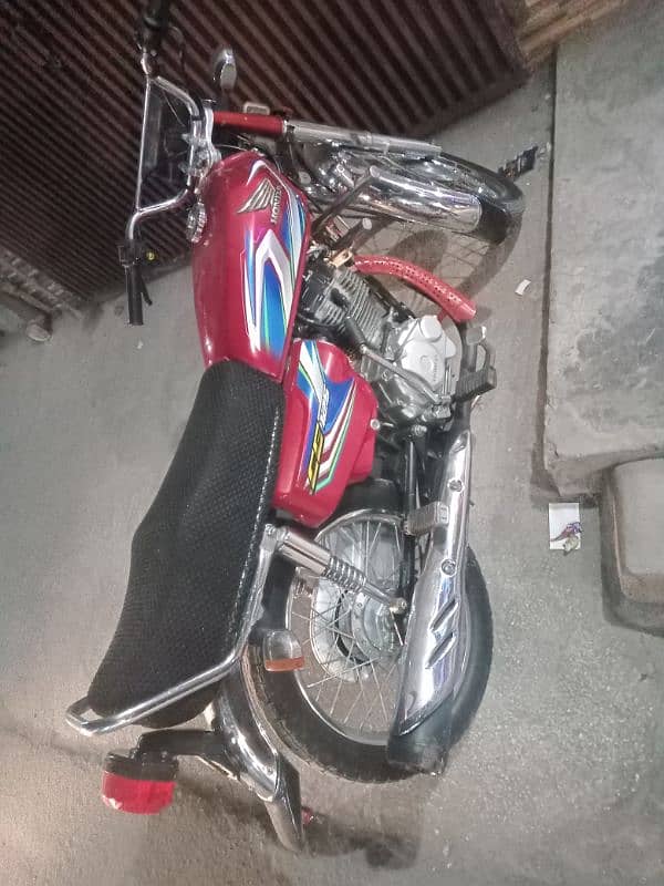 Honda 125 for sale . 4