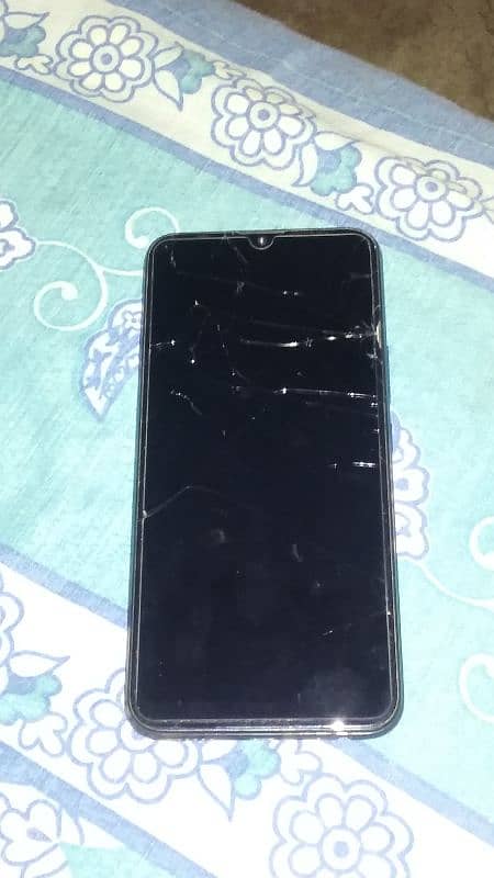 panel theak ha glass mai scratched ayn hn 6