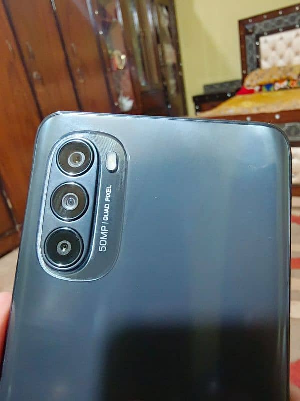 Moto G52 5