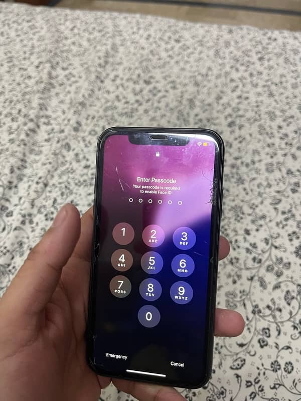 iPhone 11 64gb jv non pta 4months sim time 1