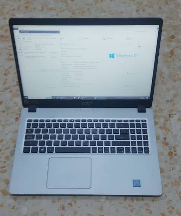 Acer core i7 8th generation 256 gb ssd/8gb ram 0