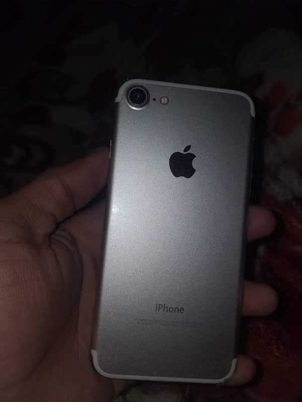 iphone 7 128gb pta approved 1