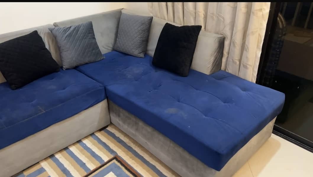 Used L Shaped 3 Seater Sofa Set With Matching 2 Shape Ottomans 2