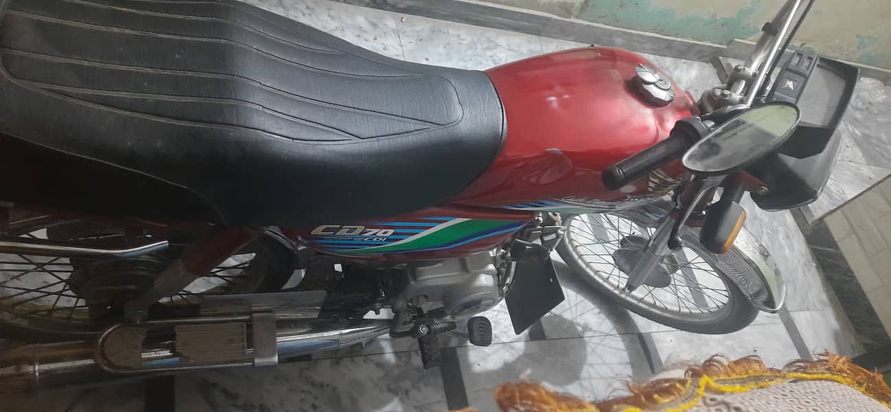 honda 2017 model total genuine bike ha first owner ha 1