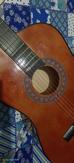 Guitar (Brand new condition)