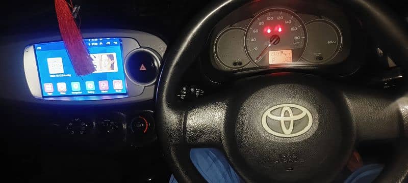 Toyota Vitz 2012 2