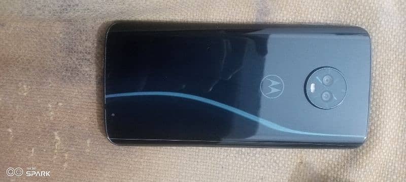 Motorola G6 plus 1