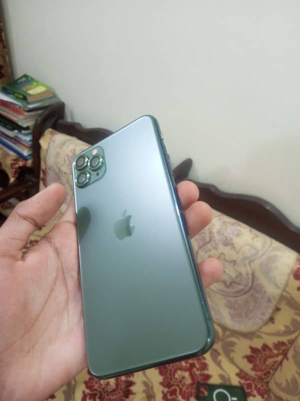 iphone 11 pro max 2