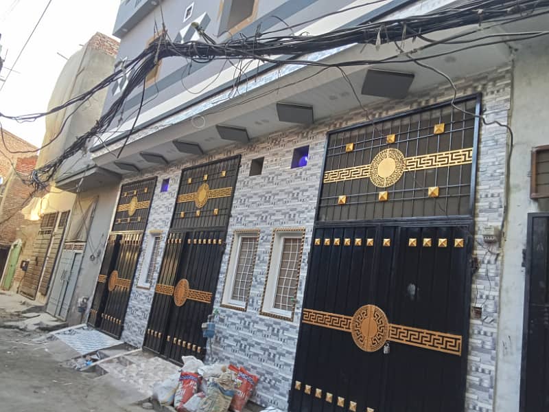 2 male Double story house for sale 0