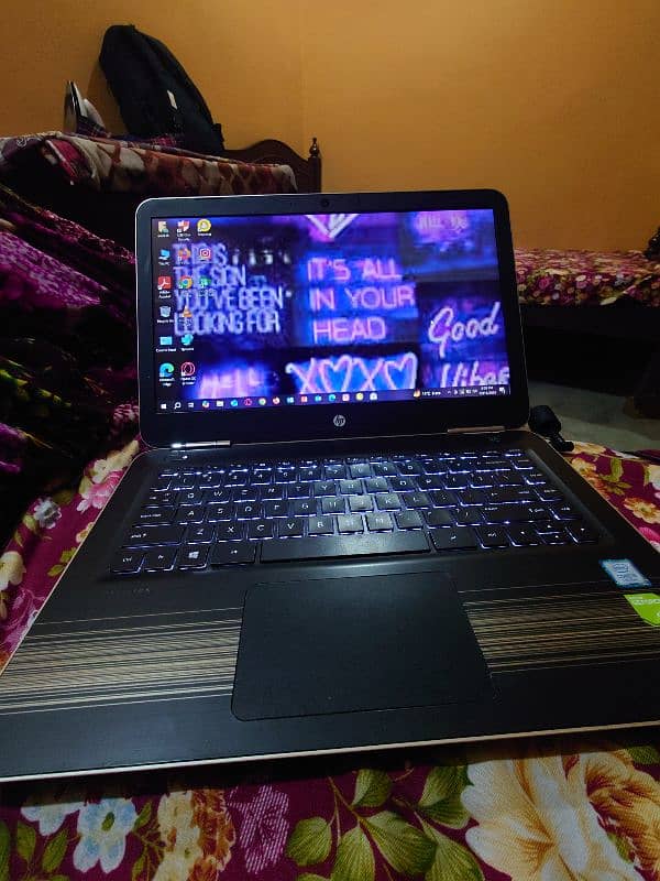 hp core i5 gen 7  condition 10/9 only serious buyers 4