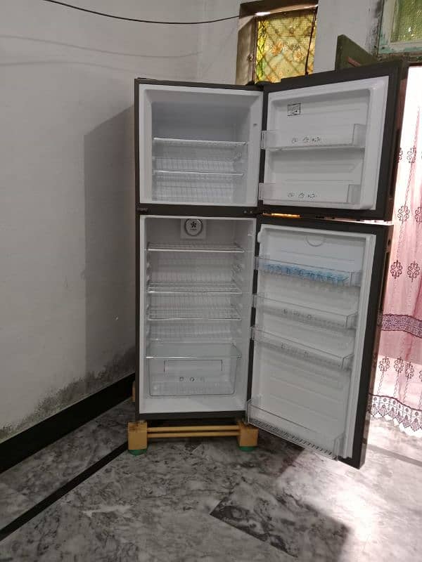 haier single door fridge in good condition 5