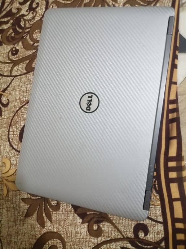 i7 4th generation dell leptop 3