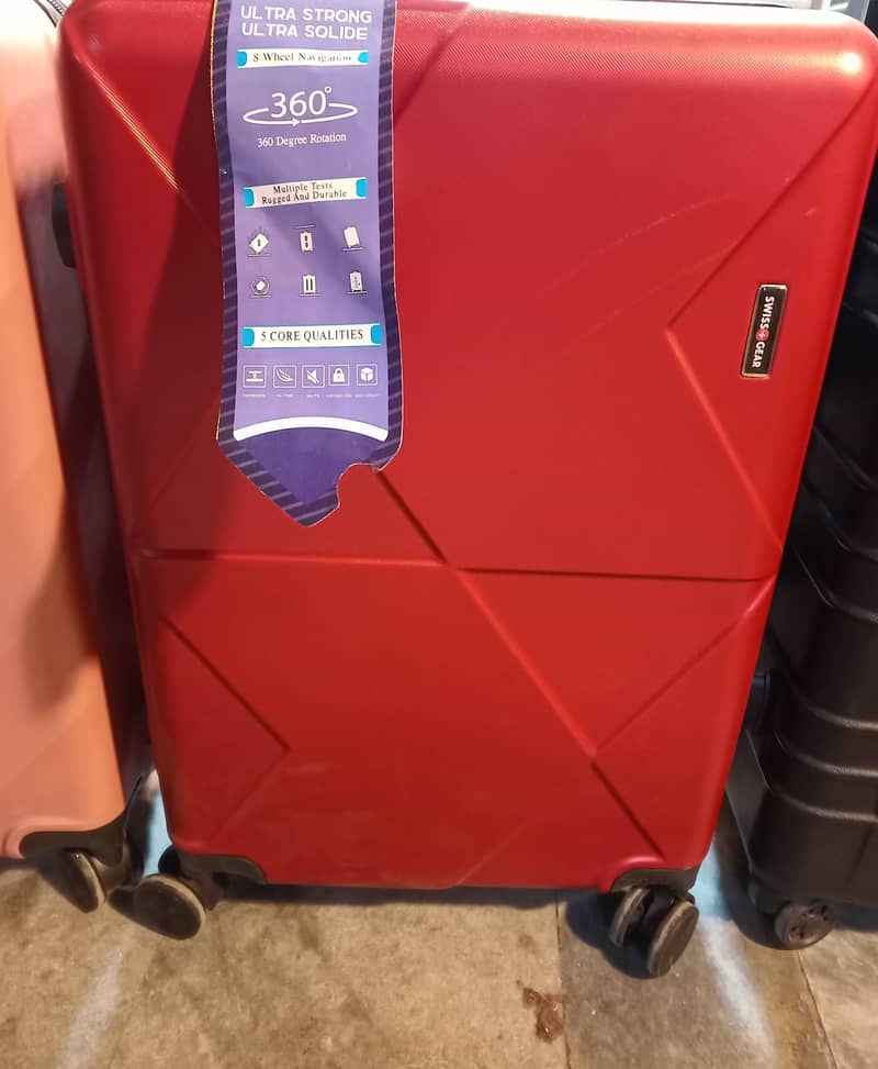 Luggage/suitcase (medium) 1