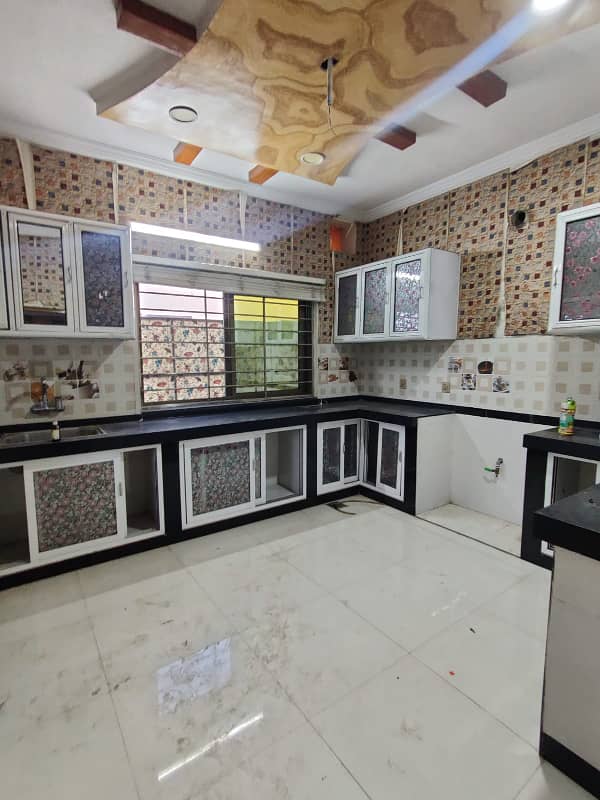 1 kanal Beautiful Marble Flooring Upper Portion For Rent In I-8 0