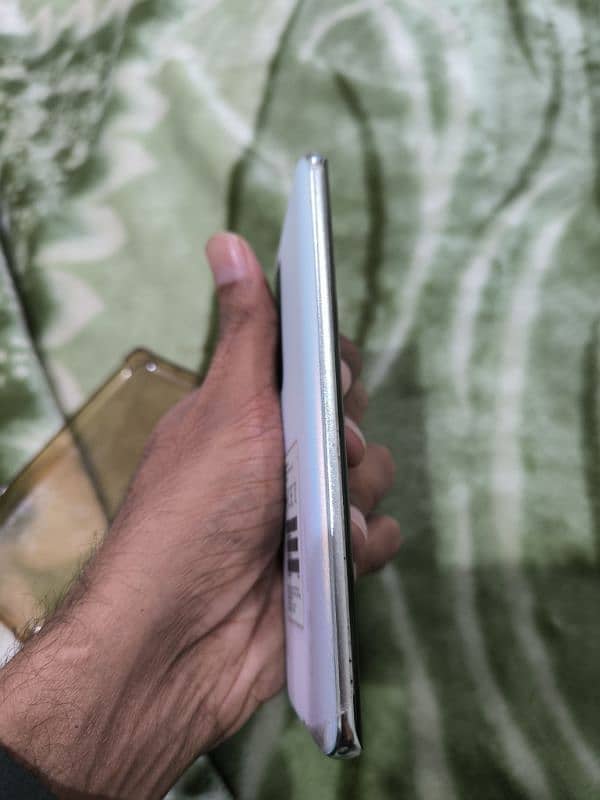 MI Note 10 Lite 9/10 with box. front camera not working 2