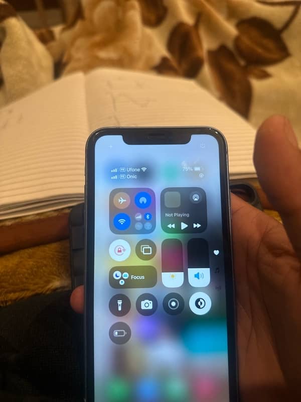 iphone XR Non pta e and physical sim working 8