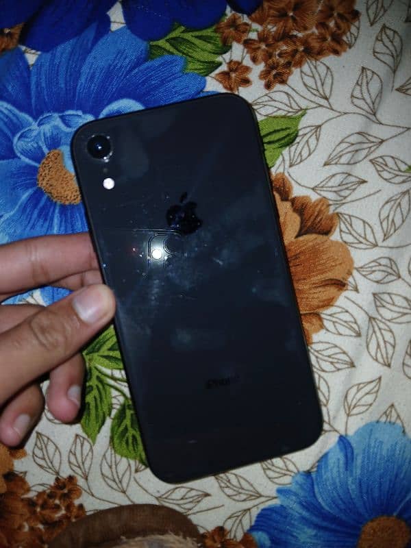 iphone XR sake urgently 1