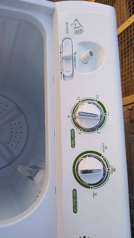 Washer and Dryer 0