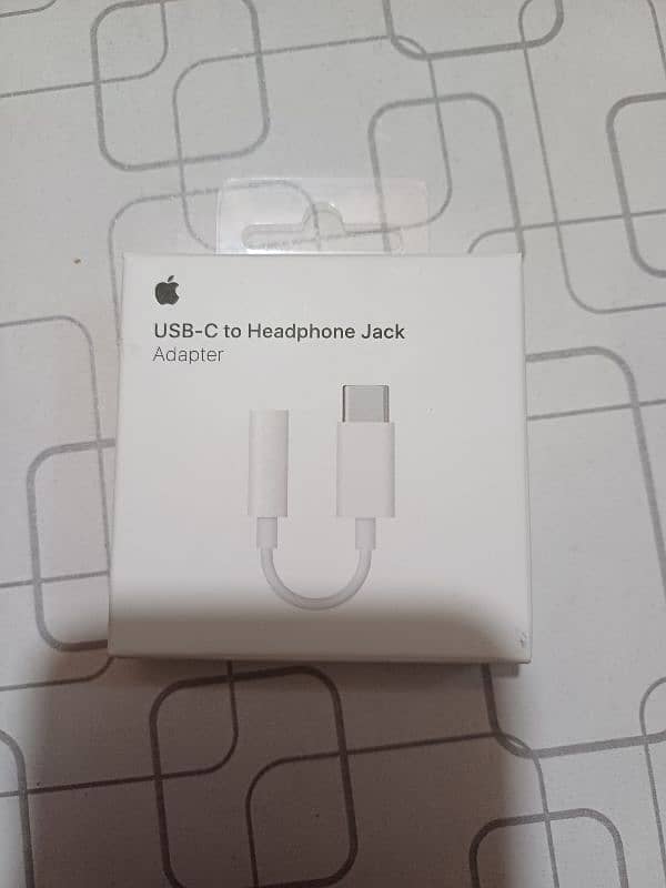 type c to headphone jack 0