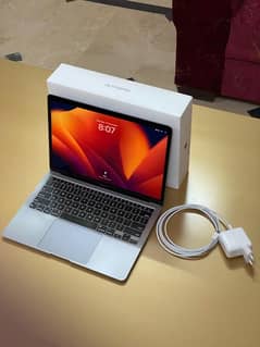 MacBook Air M1 2020 8/256gb