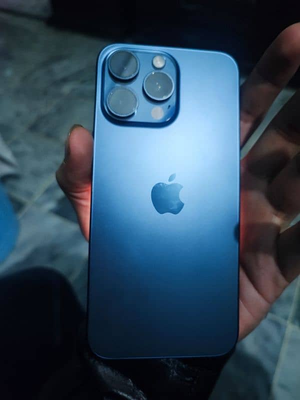 iphone 15pro max icloud lock condition 10/10 blue colour 4