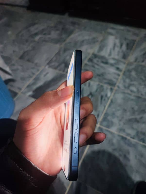 iphone 15pro max icloud lock condition 10/10 blue colour 5