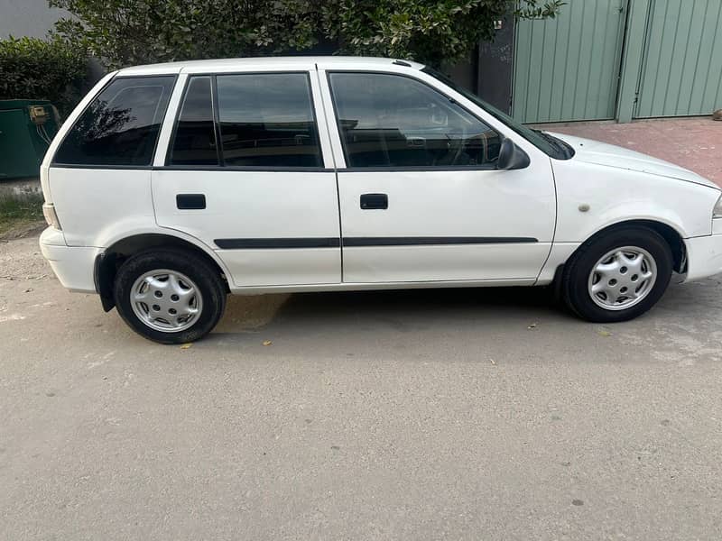 Suzuki Cultus VXR 2011 4