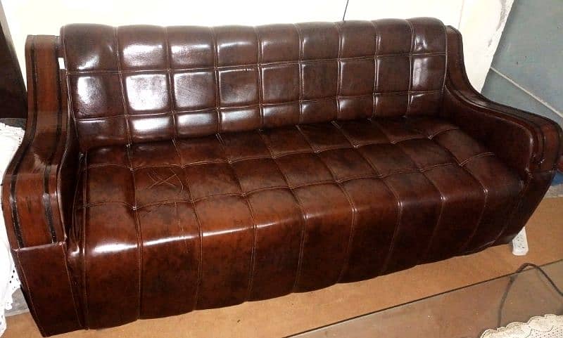 5 seater leather sofa 3 months use 1