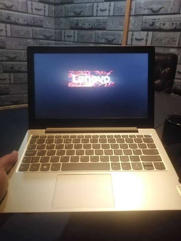 lenovo ideapad 4gb 1