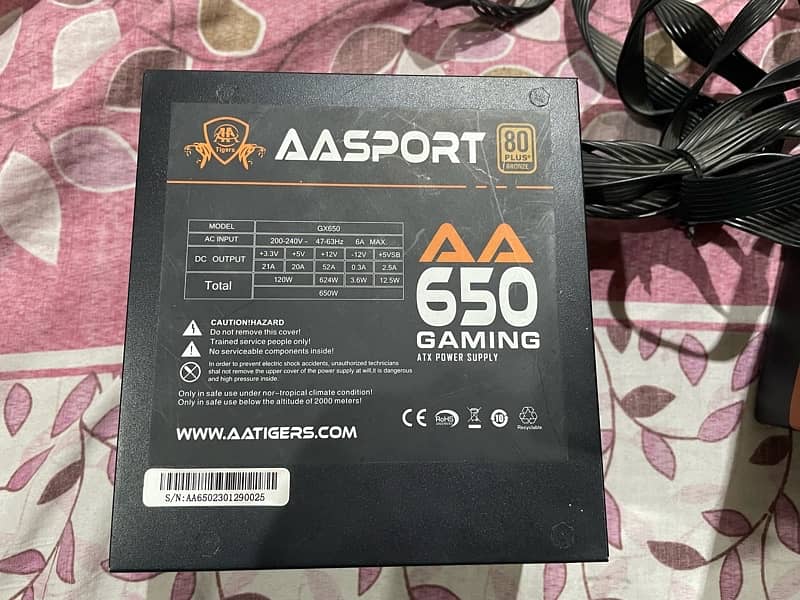 650watt 80+ Bronze Gaming Power Supply 2