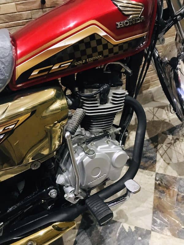 Honda Special Gold Edition AFR 2024 2